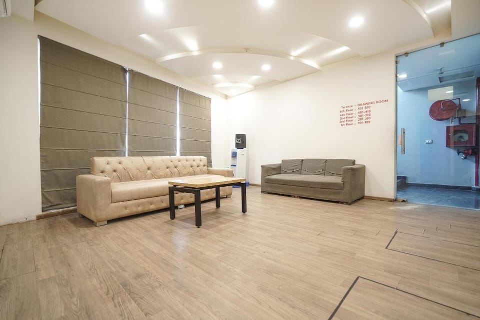 Via Royale 49 Hotel in Noida