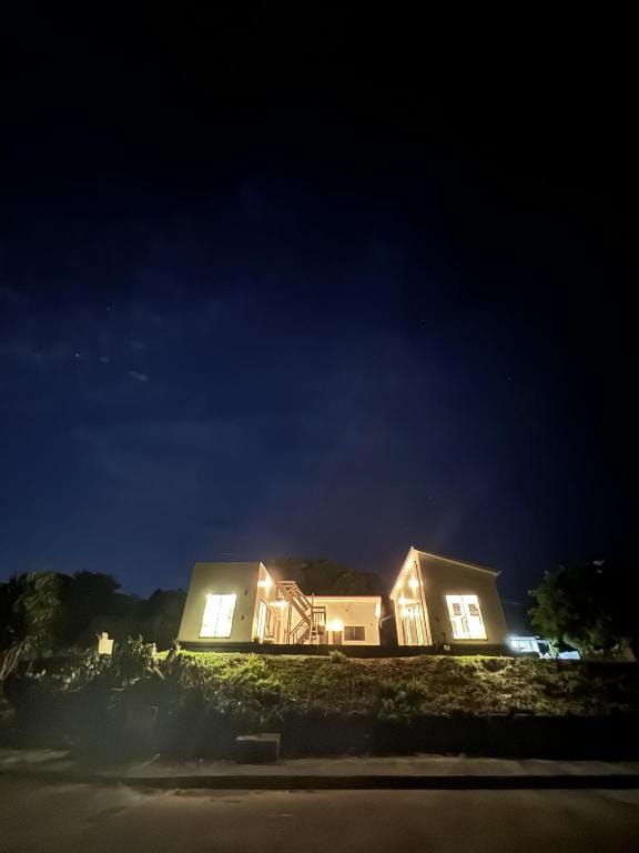 ヴィラ竜宮城鳩間 Resort in Okinawa Prefecture