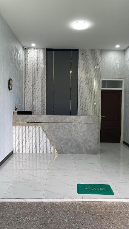 Kiwi Guest House Hotel in Indonesia