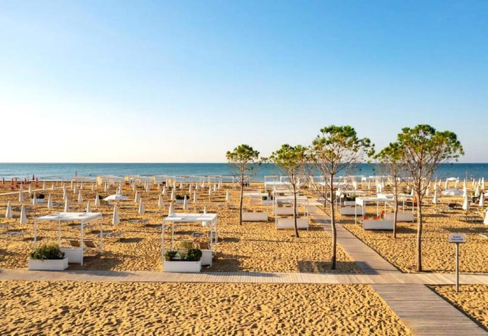 Spacious Apartment with Sea Breeze Charm Hotel in Bibione