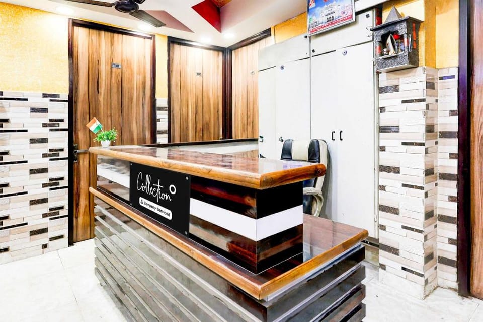 Super Collection O Fazalpur Hotel in Noida