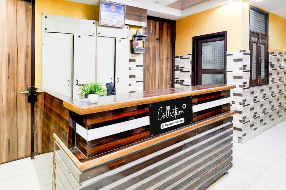 Super Collection O Fazalpur Hotel in Noida