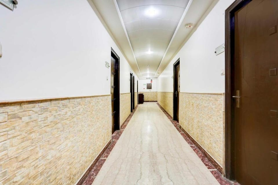 Collection O Central Delhi Formerly Le Alfanso @ 3 Minutes Walk From NDLS Railway Station Hotel in Delhi