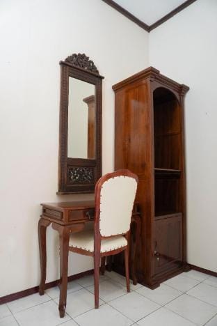 Ndalem Langen Kusumo Apartment in Yogyakarta