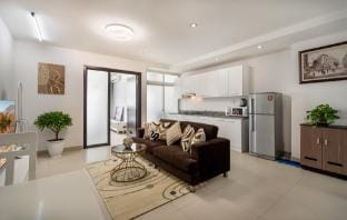 Otis Apartment - Balcony View - Steps from Bui Vien - International Plaza Building - District 1 Apartment in Ho Chi Minh City