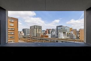 【2025年 OPEN】博多駅から徒歩10分圏内！コンビニから徒歩3分！ 最大8名 Vacation rental in Fukuoka