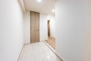 【2025年 OPEN】博多駅から徒歩10分圏内！コンビニから徒歩3分！ 最大8名 Vacation rental in Fukuoka
