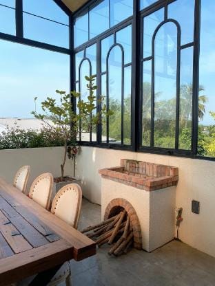 Brown House- Big happy little alley Vacation rental in Laos