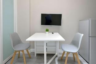 Cozy One-Bedroom Unit In the Heart of Central *1B Apartment in Hong Kong