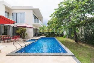 S1 Villa - Lying By The Sea Villa in Vung Tau