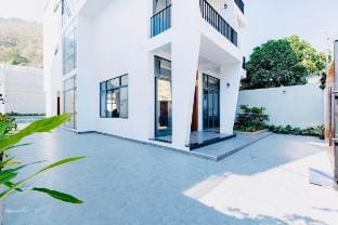 298 Villa Near Beach Bãi Sau - Room Karaoke Free Villa in Vung Tau