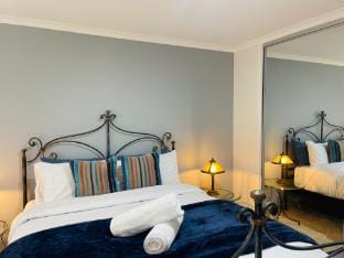Stylish and family friendly with a cozy fireplace Vacation rental in Mittagong