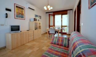 Peaceful Contemporary Space for a Restful Stay Apartment in Bibione
