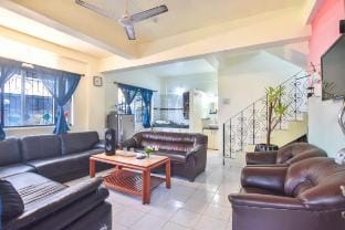 The Rainbow Villa 2BHK Vacation rental in Lonavla