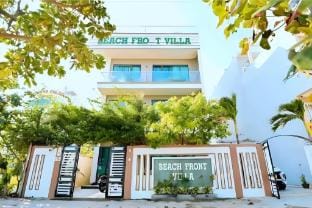 Beach front Pool Villa Danang 8 bedrooms Vacation rental in Da Nang