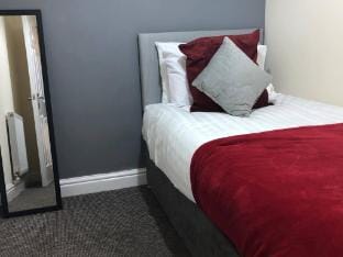 04 St Andrews - sleeps 6 Apartment in Lytham St Annes