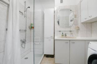 City Smart Home  Hi-End Services  Media Streaming Apartment in Vienna