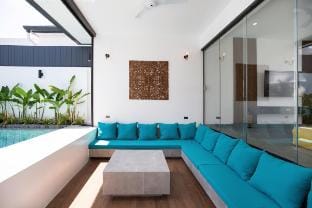 Superb 3-bedrooms pool villa in Rawai, Naiharn Vacation rental in Rawai