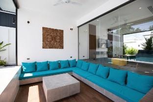 Superb 3-bedrooms pool villa in Rawai, Naiharn Vacation rental in Rawai