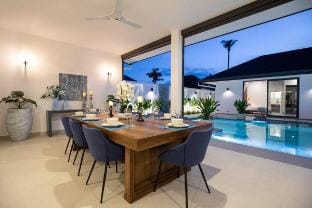 Luxury pool villa 4 bedrooms at Rawai beach, Rawai Vacation rental in Rawai