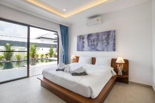 Luxurious 3 bedrooms pool villa at rawai Villa in Rawai