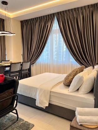 LoFF Suite 2 Bedroom at Riverine Diamond Resort Apartment in Kuching