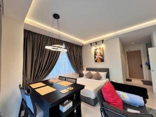 LoFF Suite 2 Bedroom at Riverine Diamond Resort Apartment in Kuching