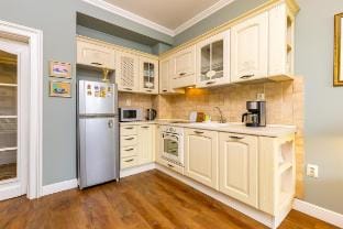 1BR  Apartment| Center | Free Parking | Workspace Vacation rental in Plovdiv