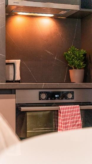 1BR Urban Exec Suite | Free Gym Pass| Free Parking Vacation rental in Plovdiv