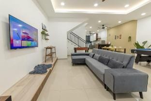 No.7 Kota Homestay 3 storey 22pax-7 Room-SingK  Vacation rental in Malacca