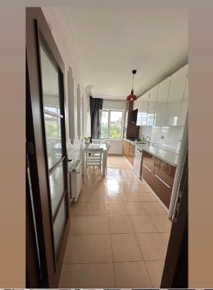DLK Deluxe Family  3+1, 7min to Airport Netflix Vacation rental in Istanbul