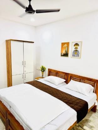 Ernakulam Apartments Apartment in Kochi