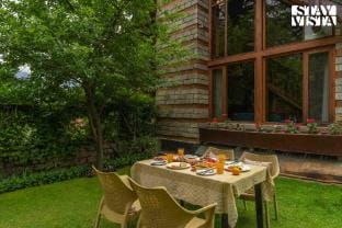 StayVista at Retreat Cottages Villa in Manali