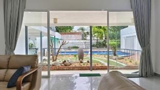 B1. Luxury Bungalow with Private Swimming Pool Vacation rental in Federal Territory of Kuala Lumpur