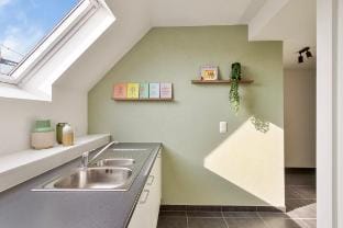 Spacious 3 bedroom apartment with parking Vacation rental in Brussels