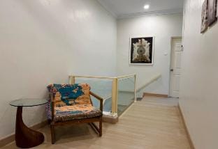 3BR Comfy Terrace House USJ Taipan with Pool Table Vacation rental in Subang Jaya