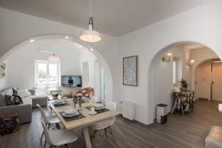 Villa Gold: Mykonos Private Pool & Outdoor Bliss Vacation rental in Mykonos, Mikonos 846 00, Greece