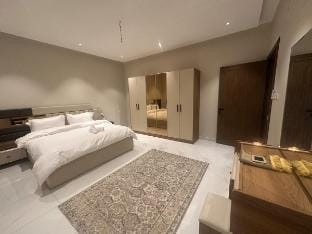 Suite| 5 minutes drive from Haram Vacation rental in Medina