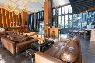 *CityGate Kamala Stylish Stay by Pools & Gym C191 Vacation rental in Kamala