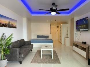*Central Patong Escape with Great Perks C192 Vacation rental in Patong