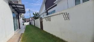 Lunas Kulim Hi Tech BKE Q Comfort Vacation rental in Penang