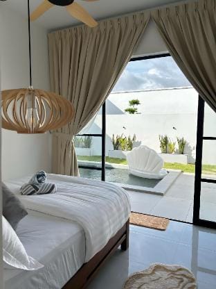 VILLA BALI | SERENITY VILLA KEMAMAN Villa in Terengganu, Malaysia