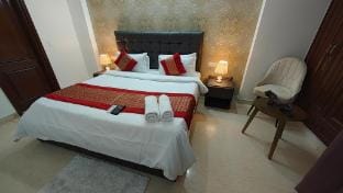 Divine India Service Apartment, 1 BHK,  E- 30 Vacation rental in New Delhi