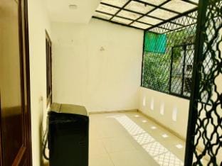 Fortune Home Service Apartment 2BHK, E-30 Vacation rental in New Delhi