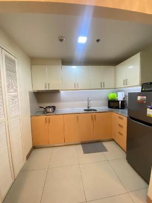 Stay & Play: Walk to Okada, Solaire&City of Dreams Vacation rental in Pasay