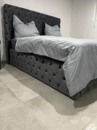 All In Black & White Vacation rental in Oberhausen