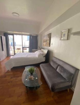 Mosaic Studio by Luxureich  Vacation rental in Pasay