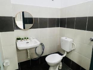 SYIFA HOMESTAY KAMPAR (MUSLIM ONLY) Vacation rental in Perak