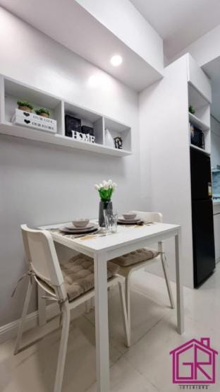 Stylish Modern Condo at Shore Residences MOA Vacation rental in Pasay