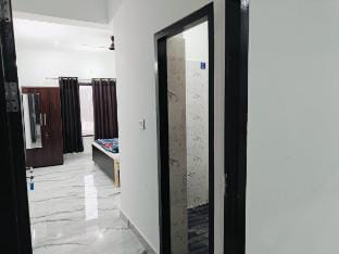 Raipur Houses Vacation rental in Lucknow